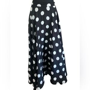 NBYNANCY Polka Dot Black and White Flare Skirt Women’s Size Medium Like New